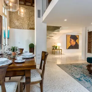 Italiahaus - Ca' Olivo Loft With Canal View In Rialto , Venice Italy